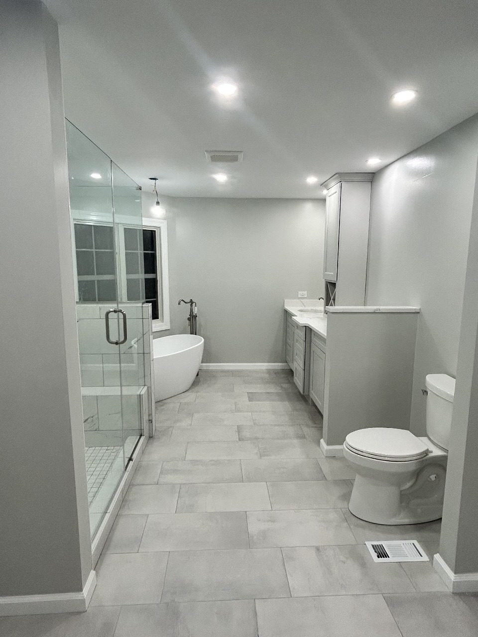 bathroom remodeling contractor